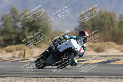 media/Oct-13-2025-Moto Forza (Mon) [[a66d839500]]/2-A Group/Session 4 Turn 7/